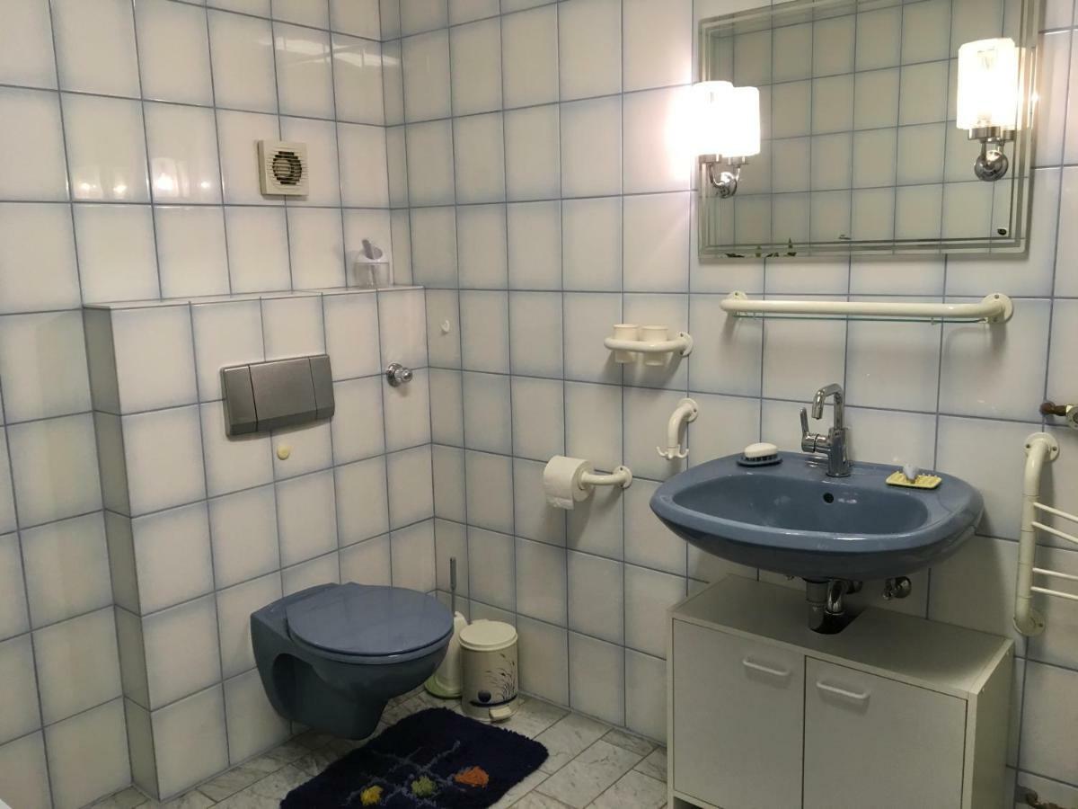 Grosses Ferienhaus Im Westerwald Mengerskirchen Esterno foto